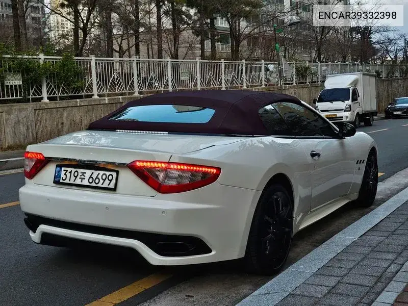 Gran Cabrio 4.7 VIN: ENCAR39332398 Lot: 39332398