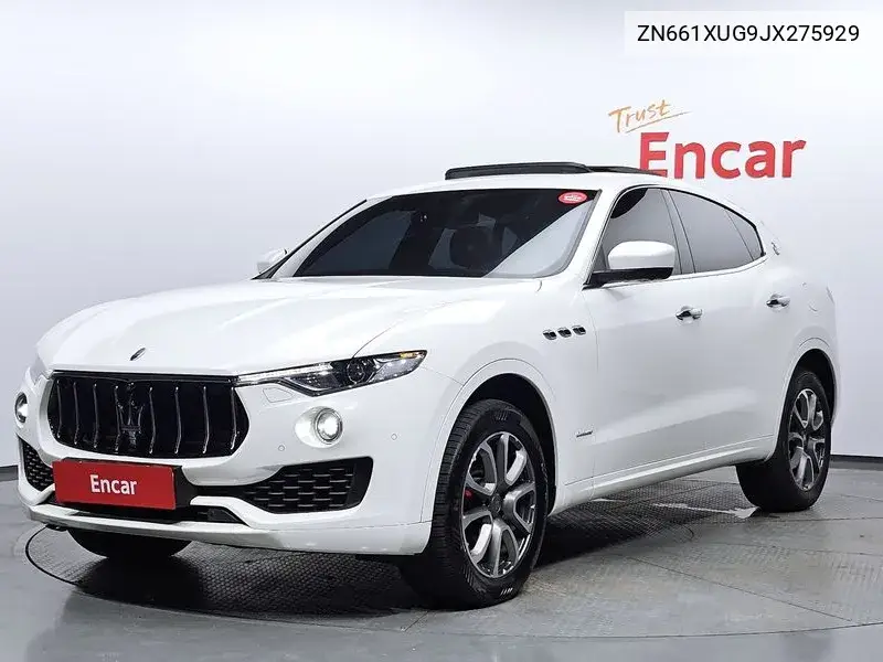 Levante 3.0 Awd Gran Russo VIN: ZN661XUG9JX275929 Lot: 39951809