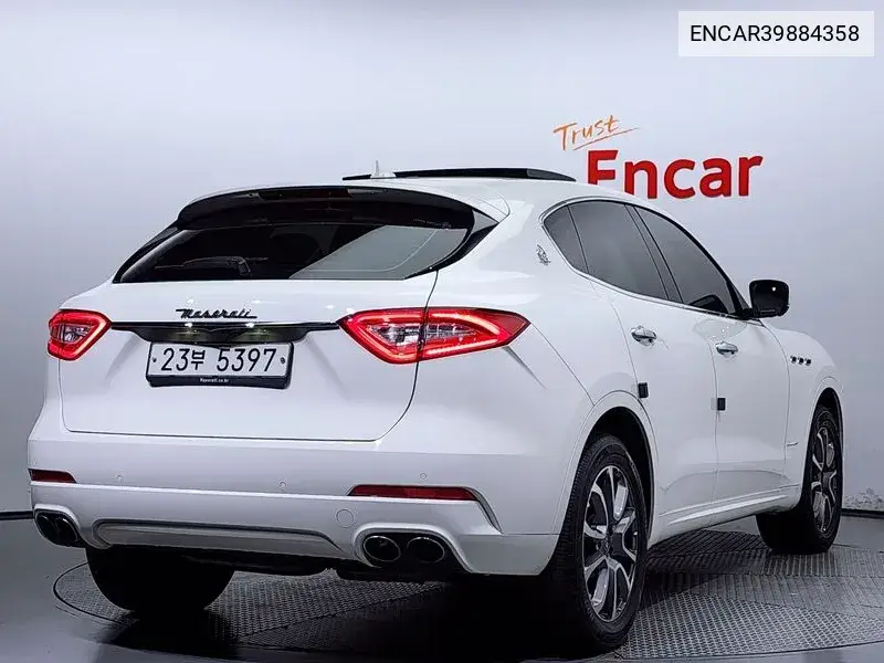 Levante 3.0 Awd Gran Russo VIN: ENCAR39884358 Lot: 39884358