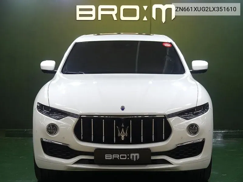 Levante 3.0 Awd Gran Russo VIN: ZN661XUG2LX351610 Lot: 38279094