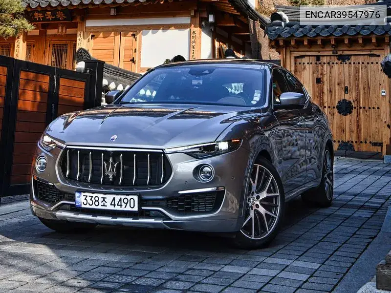 Levante 3.0 S Awd Gran Russo VIN: ENCAR39547976 Lot: 39547976
