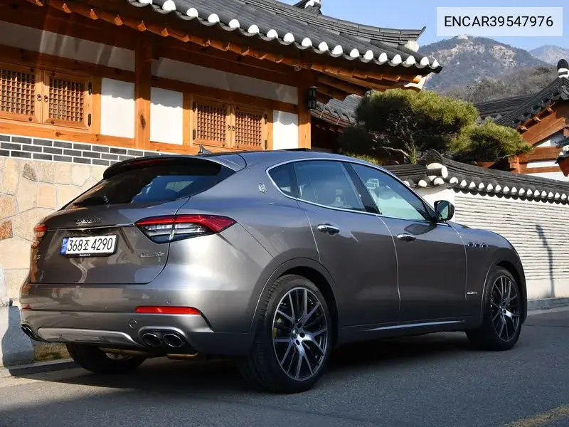 Levante 3.0 S Awd Gran Russo VIN: ENCAR39547976 Lot: 39547976