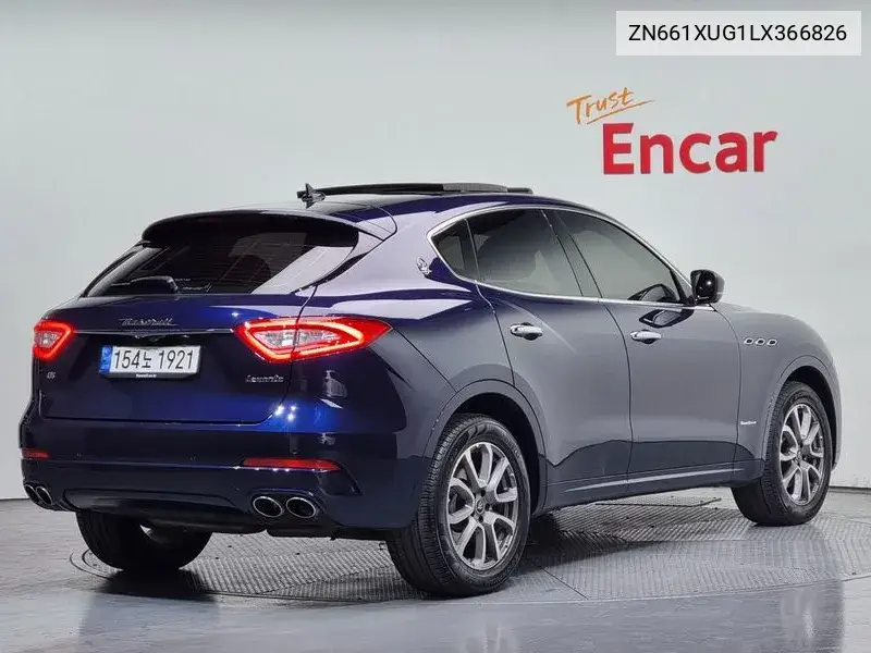 Levante 3.0 Awd Gran Russo VIN: ZN661XUG1LX366826 Lot: 39616589