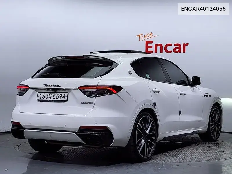Levante 3.8 Tropeo VIN: ENCAR40124056 Lot: 40124056