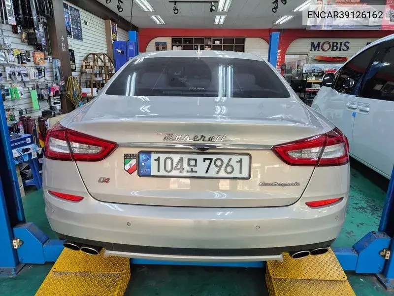 Quattroporte S Q4 3.0 V6 VIN: ENCAR39126162 Lot: 39126162