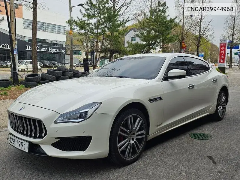 Quattroporte S Q4 3.0 V6 Gran Sports VIN: ENCAR39944968 Lot: 39944968