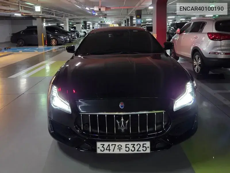 Quattroporte S Q4 3.0 V6 Gran Sports VIN: ENCAR40100190 Lot: 40100190