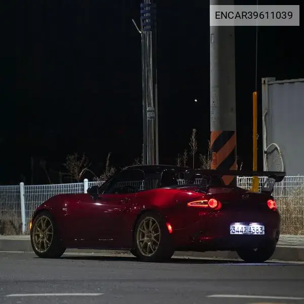 Mx-5 Miata Miata VIN: ENCAR39611039 Lot: 39611039