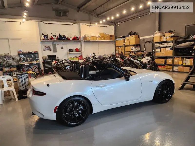 Mx-5 Miata Miata VIN: ENCAR39913452 Lot: 39913452