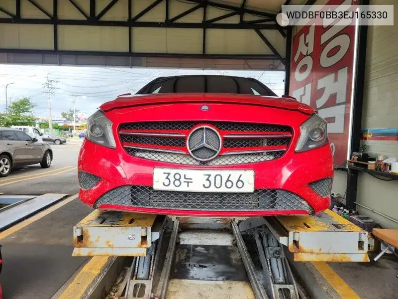 A-Class W176 A200 Cdi VIN: WDDBF0BB3EJ165330 Lot: 40145787