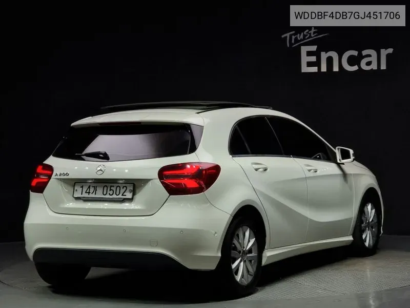 A-Class W176A200 VIN: WDDBF4DB7GJ451706 Lot: 38053996