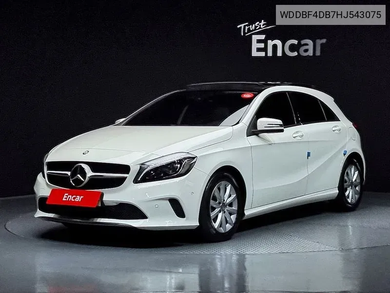 A-Class W176 A200 VIN: WDDBF4DB7HJ543075 Lot: 38664762