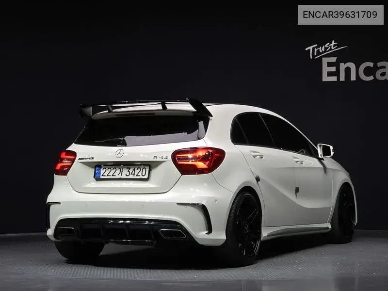 A-Class W176 A45 Amg 4Matic VIN: ENCAR39631709 Lot: 39631709