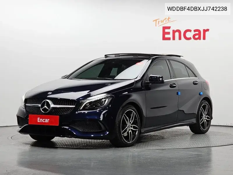 A-Class W176 A200 Amg Line VIN: WDDBF4DBXJJ742238 Lot: 39528586