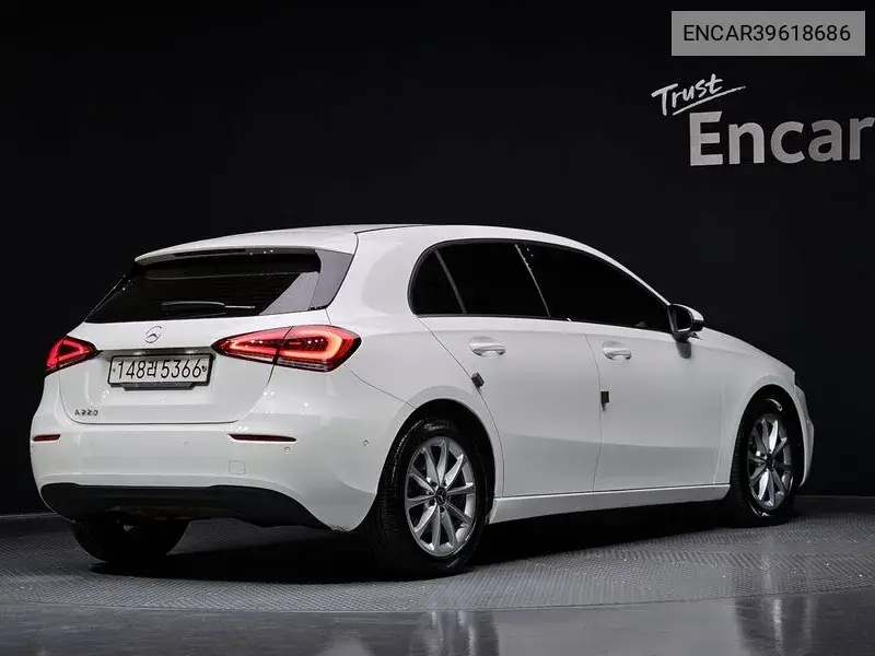 A-Class W177 A220 Hatchback VIN: ENCAR39618686 Lot: 39618686