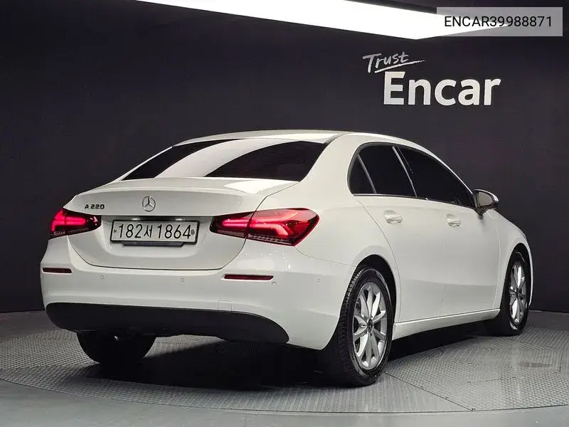 A-Class W177 A220 Sedan VIN: ENCAR39988871 Lot: 39988871