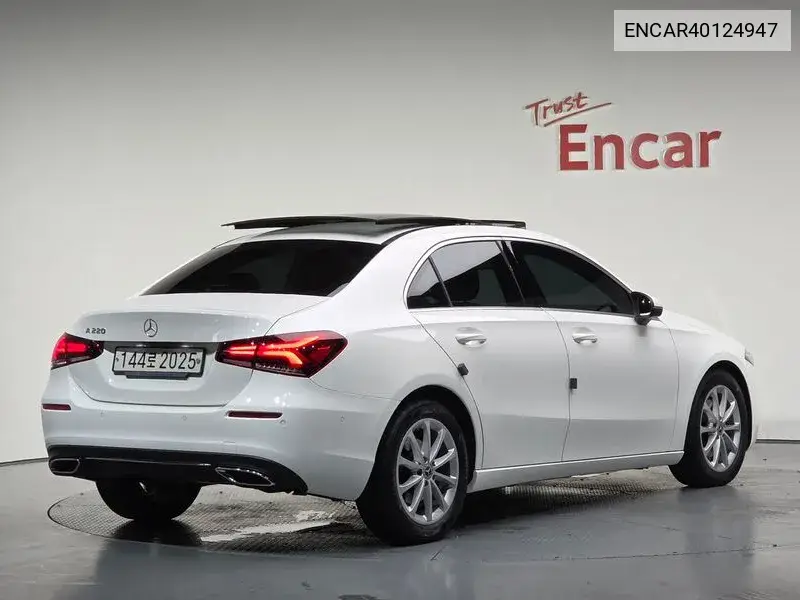 A-Class W177 A220 Sedan VIN: ENCAR40124947 Lot: 40124947