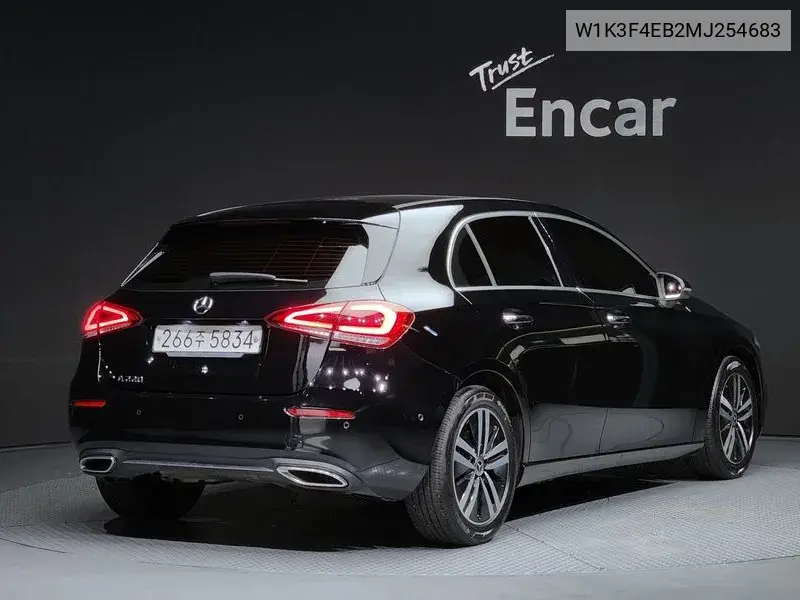 A-Class W177 A220 Hatchback VIN: W1K3F4EB2MJ254683 Lot: 39972750