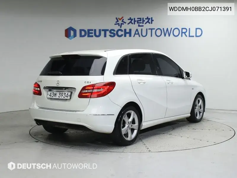 B-Class W246 B200 Cdi Blue Effit Sports Pack VIN: WDDMH0BB2CJ071391 Lot: 39173778