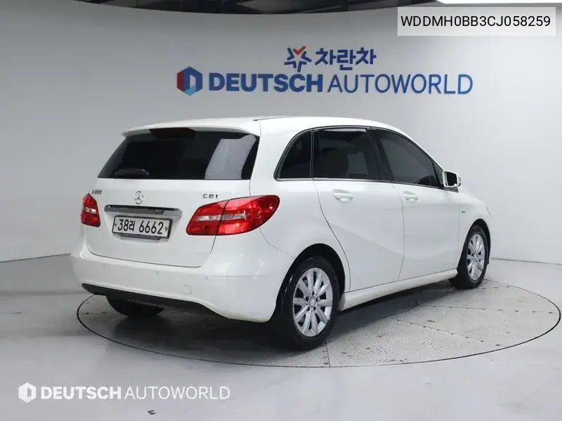 B-Class W246 B200 Cdi Blue Evit VIN: WDDMH0BB3CJ058259 Lot: 39246789