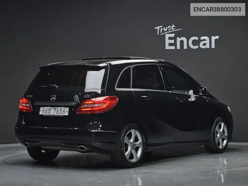 B-Class W246B200 Cdi Blue Efficiency Sports Pack VIN: ENCAR38800303 Lot: 38800303