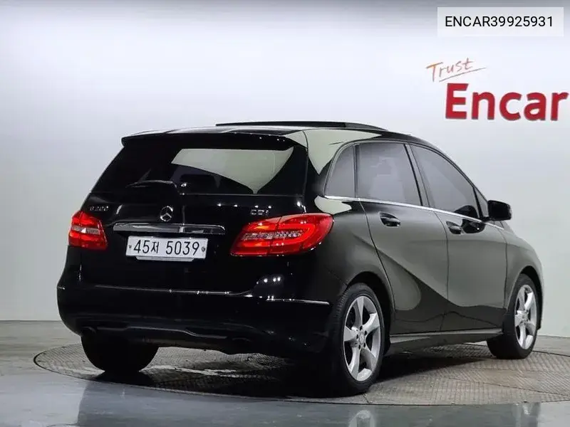 B-Class W246 B200 Cdi Blue Effit Sports Pack VIN: ENCAR39925931 Lot: 39925931