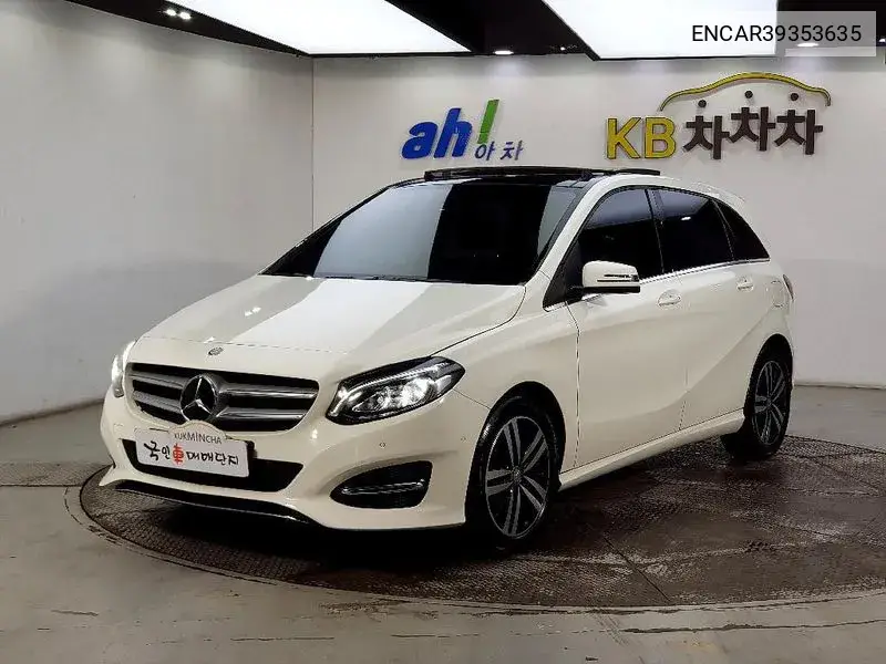 B-Class W246 B200 D VIN: ENCAR39353635 Lot: 39353635