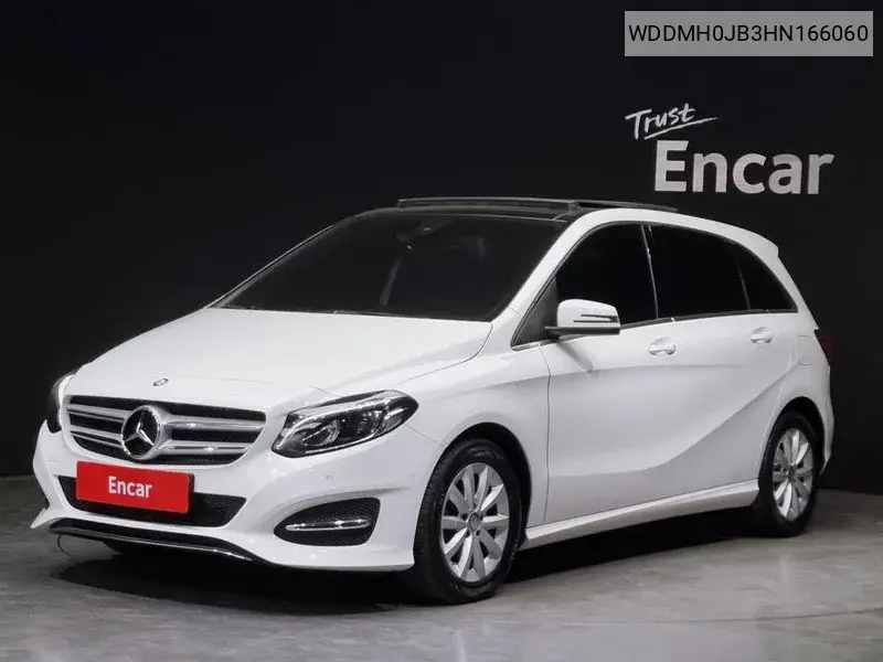 B-Class W246 B200 D VIN: WDDMH0JB3HN166060 Lot: 39525094