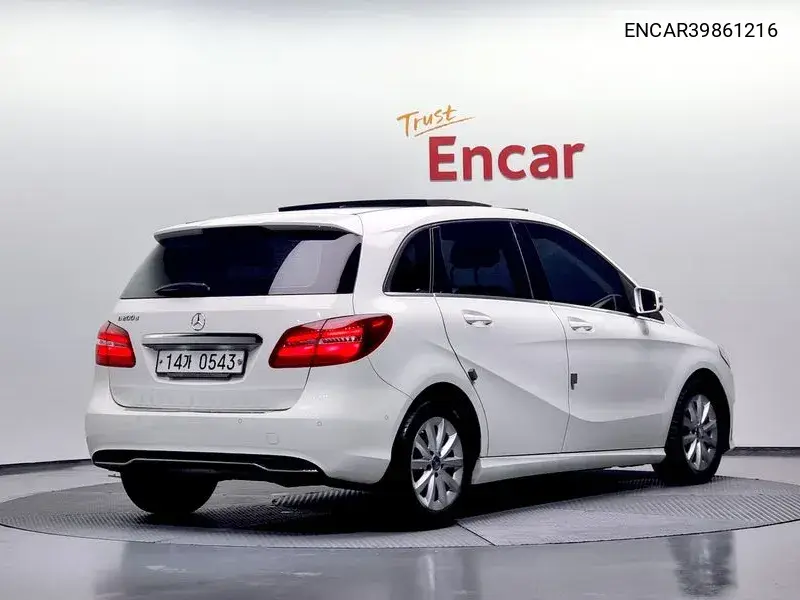 B-Class W246 B200 D VIN: ENCAR39861216 Lot: 39861216