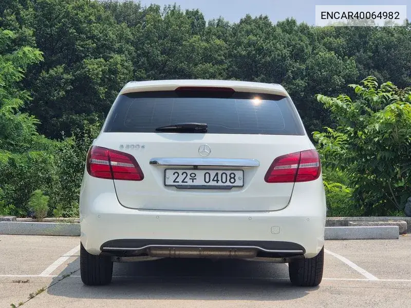 B-Class W246 B200 D VIN: ENCAR40064982 Lot: 40064982