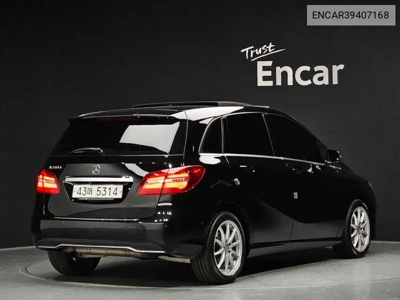 B-Class W246 B200 D VIN: ENCAR39407168 Lot: 39407168