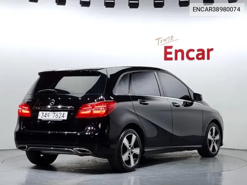 B-Class W246 B220 VIN: ENCAR38980074 Lot: 38980074