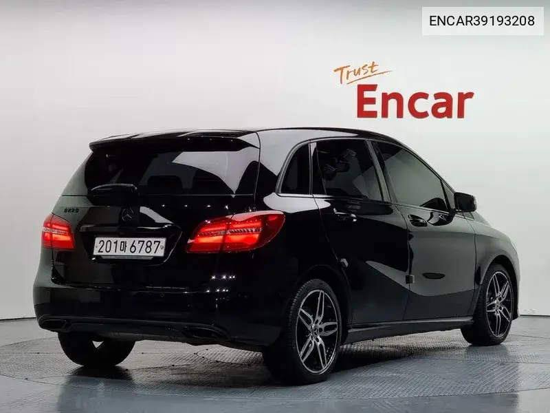 B-Class W246 B220 VIN: ENCAR39193208 Lot: 39193208
