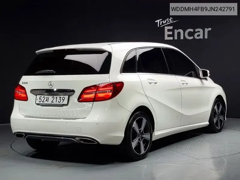 B-Class W246 B220 VIN: WDDMH4FB9JN242791 Lot: 39488594