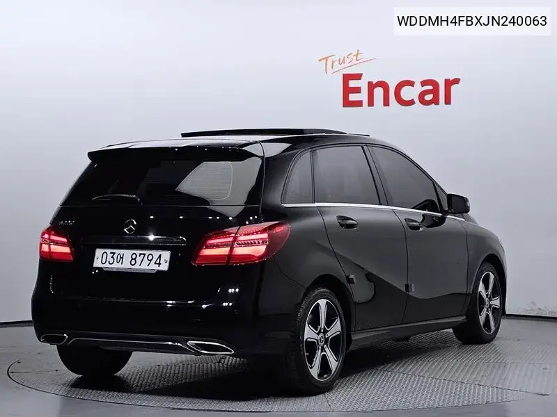 B-Class W246 B220 VIN: WDDMH4FBXJN240063 Lot: 39774906