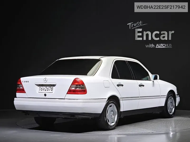 C-Class C220 W202 VIN: WDBHA22E2SF217942 Lot: 38434830