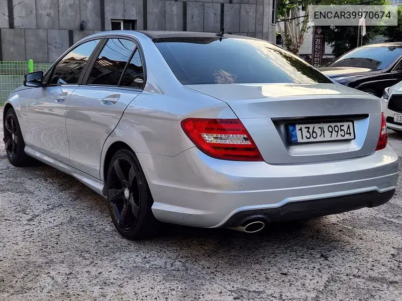 C-Class W204 C200 Cgi VIN: ENCAR39970674 Lot: 39970674