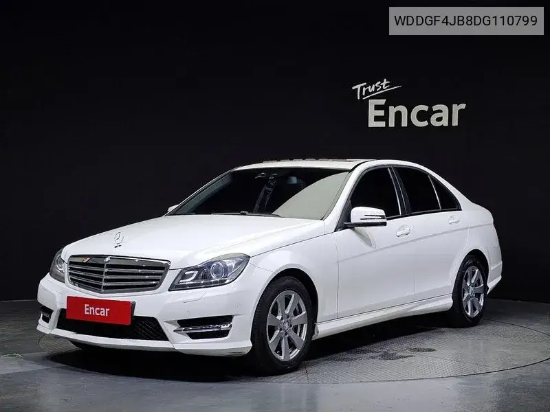 C-Class W204 C200 Cgi VIN: WDDGF4JB8DG110799 Lot: 40069066