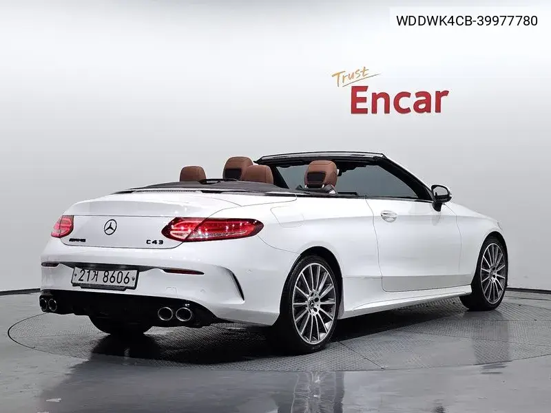 C-Class W205 C200 Cabriolet VIN: WDDWK4CB-39977780 Lot: 39977780