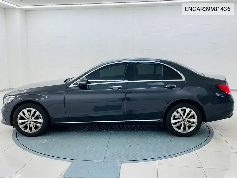 C-Class W205 C200 Avant-Garde VIN: ENCAR39981436 Lot: 39981436