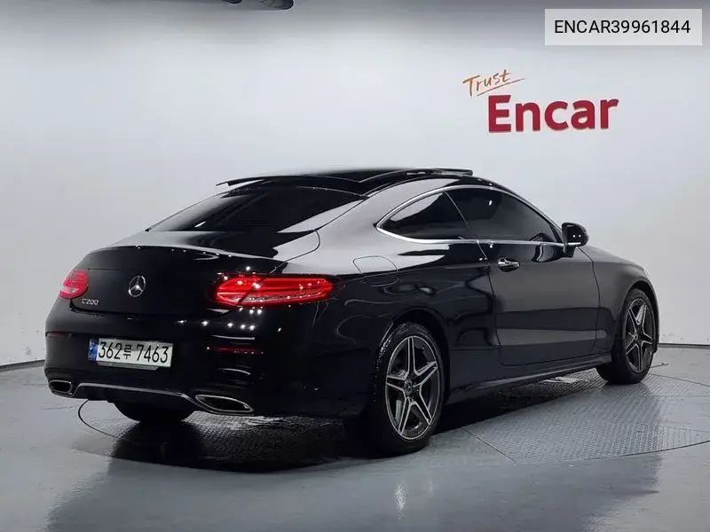 C-Class W205 C200 Coupe VIN: ENCAR39961844 Lot: 39961844
