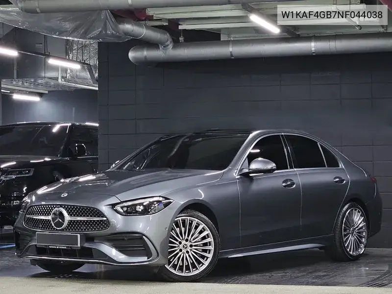 C-Class W206 C300 Amg Line VIN: W1KAF4GB7NF044038 Lot: 39469282