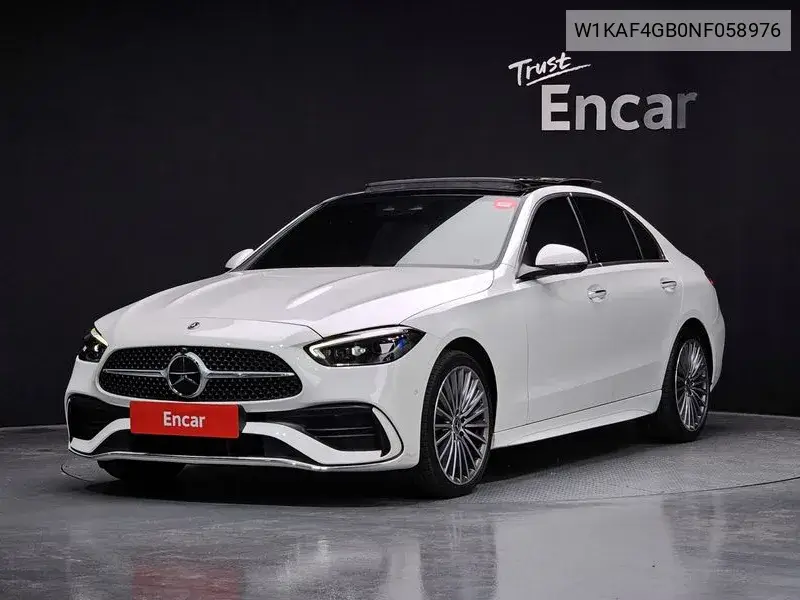 C-Class W206 C300 Amg Line VIN: W1KAF4GB0NF058976 Lot: 39573527
