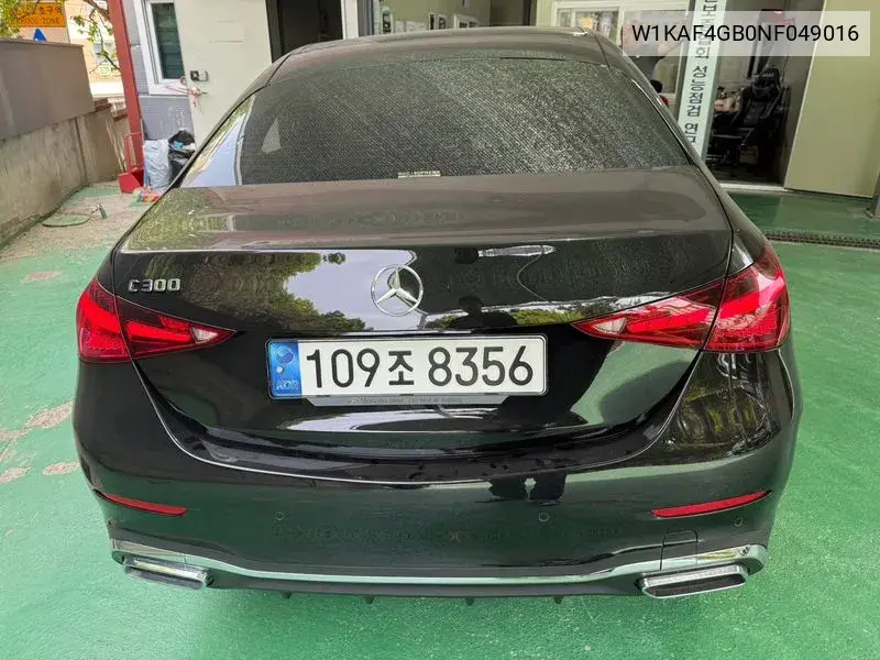 C-Class W206 C300 Amg Line VIN: W1KAF4GB0NF049016 Lot: 39639752