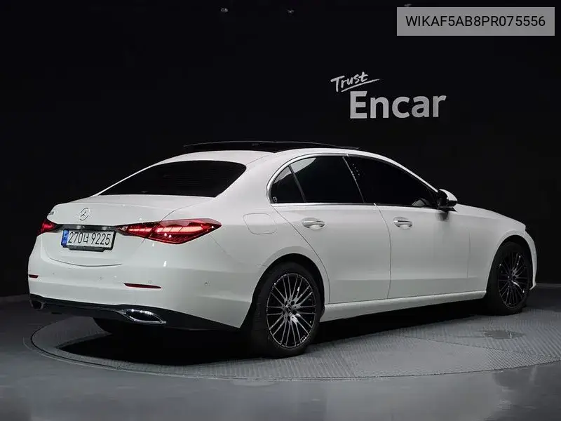 C-Class W206 C200 Avant-Garde VIN: WIKAF5AB8PR075556 Lot: 39827977