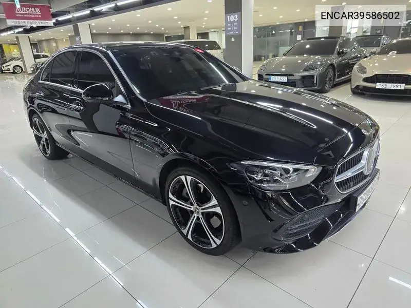 C-Class W206 C300 4Matic Avant VIN: ENCAR39586502 Lot: 39586502