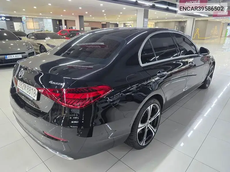 C-Class W206 C300 4Matic Avant VIN: ENCAR39586502 Lot: 39586502