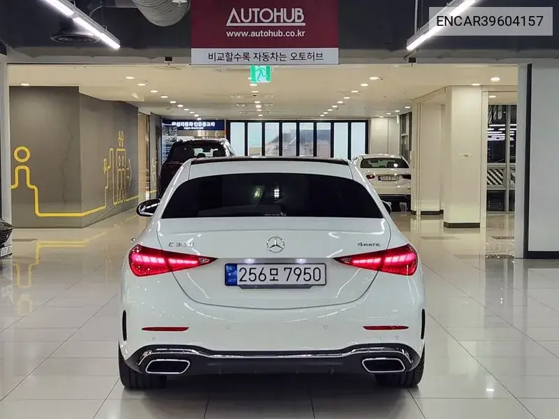 C-Class W206 C300 4Matic Amg Line VIN: ENCAR39604157 Lot: 39604157