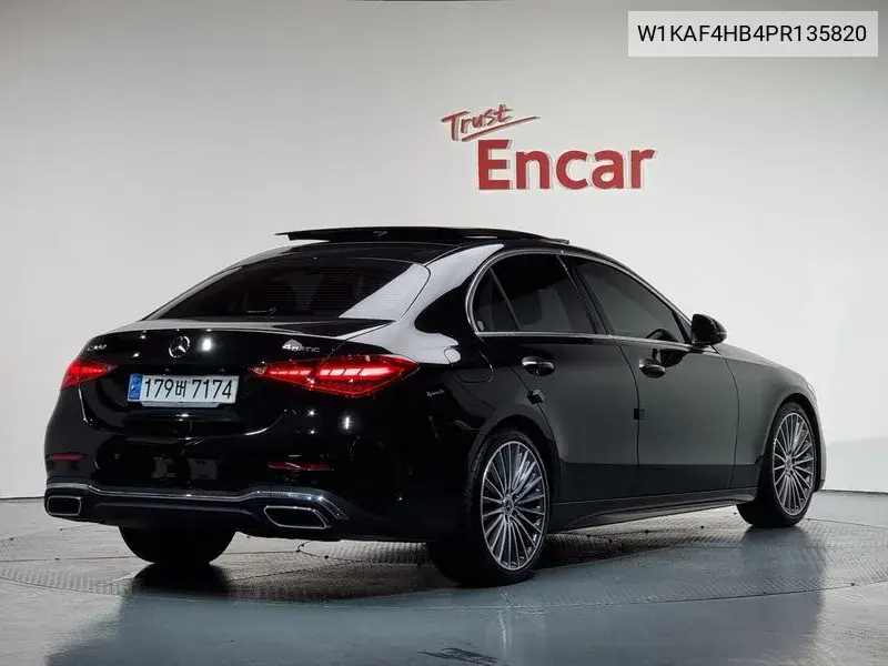 C-Class W206 C300 4Matic Amg Line VIN: W1KAF4HB4PR135820 Lot: 39812379