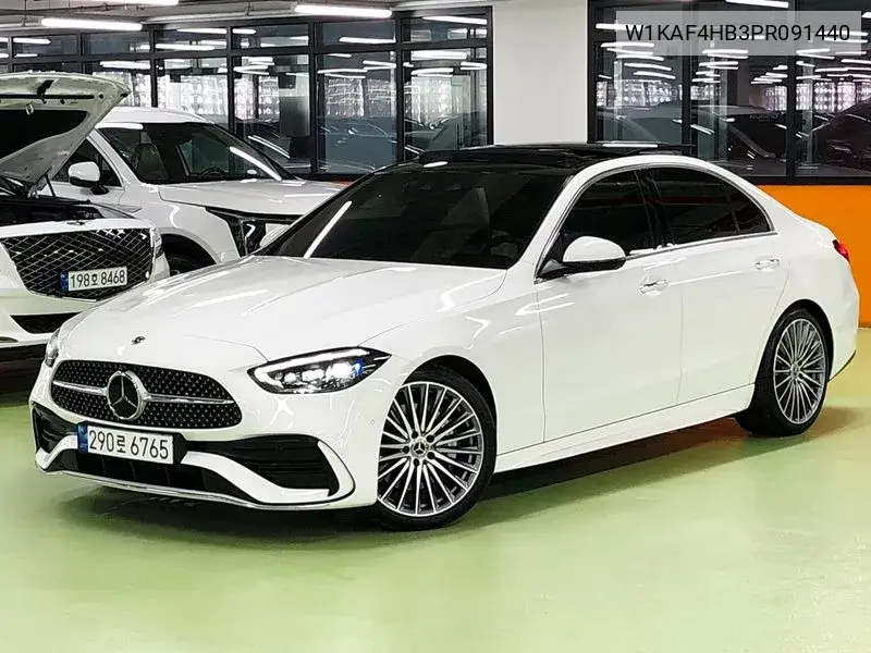 C-Class W206 C300 4Matic Amg Line VIN: W1KAF4HB3PR091440 Lot: 39970303